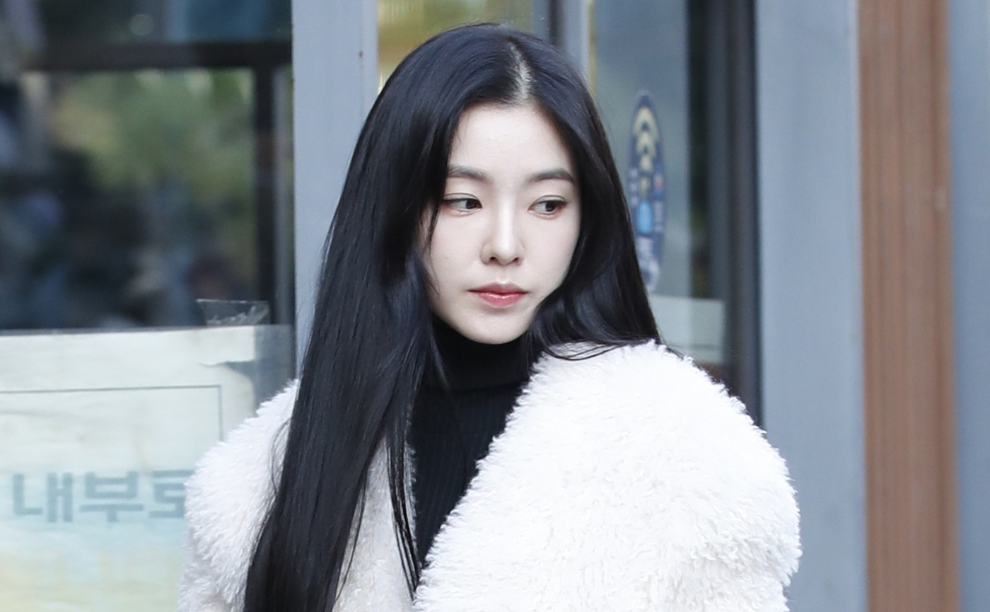 Red Velvet Irene’s Fan Narrates Being Sexually Assaulted By A Security Guard During the Idol’s Fansign Event