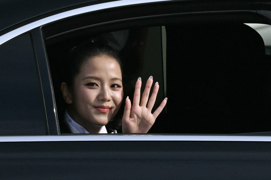 Kpop stars in Paris Fashion week fall 2025 Jisoo