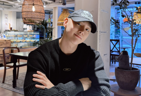 South Korean Singer and Actor Kwon Hyun-bin Announces Enlistment to Marine Corps in November