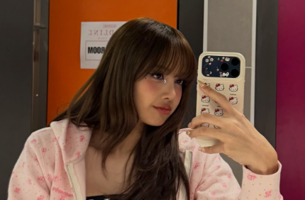 BLACKPINK's Lisa Confirms 'Notting Hill'‑Inspired Netflix Romantic Comedy as Her Next Lead Film Project