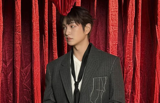 SHINee's Onew Shows Off His Sweet Charm in New 'TOUGH LOVE' Comeback Teaser Photos