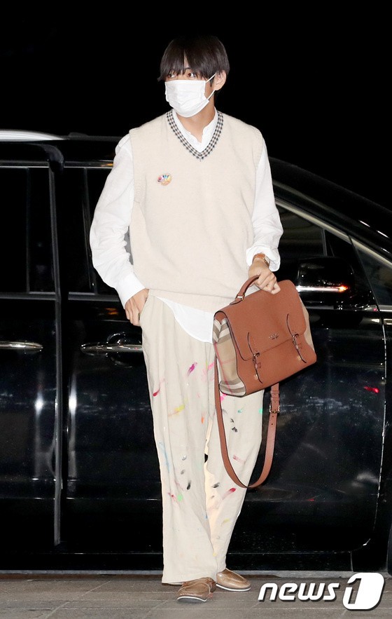 BTS V