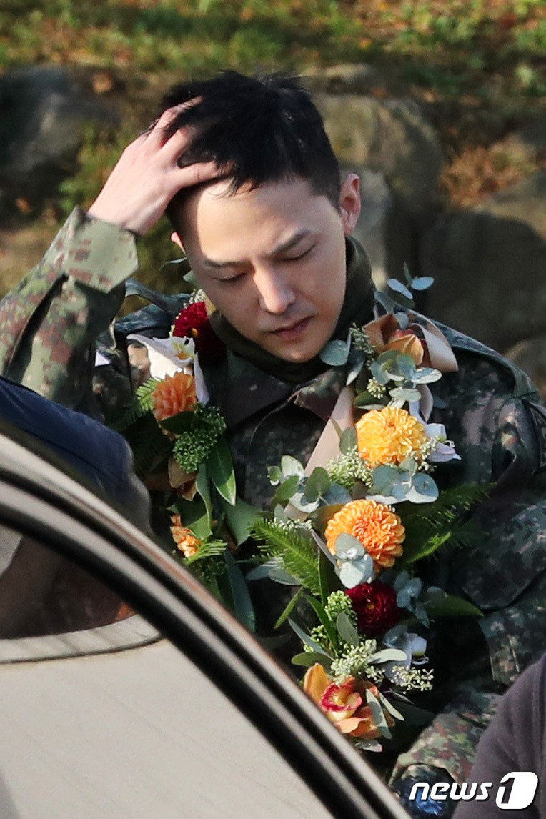 G-Dragon's leave the army