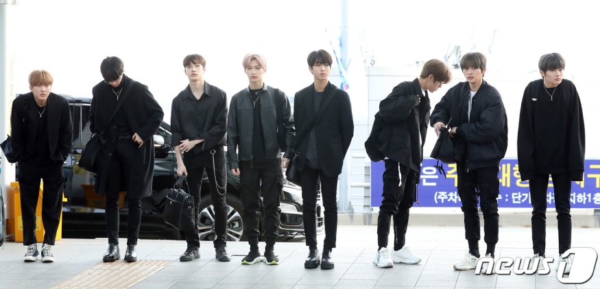 Stray Kids