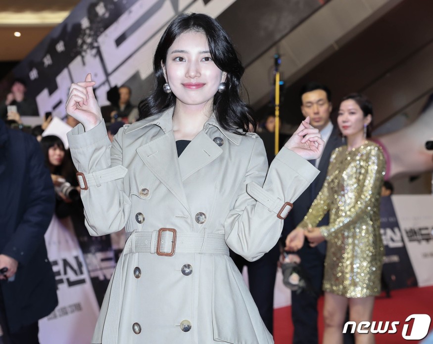 Bae Suzy, Dazzling eyes