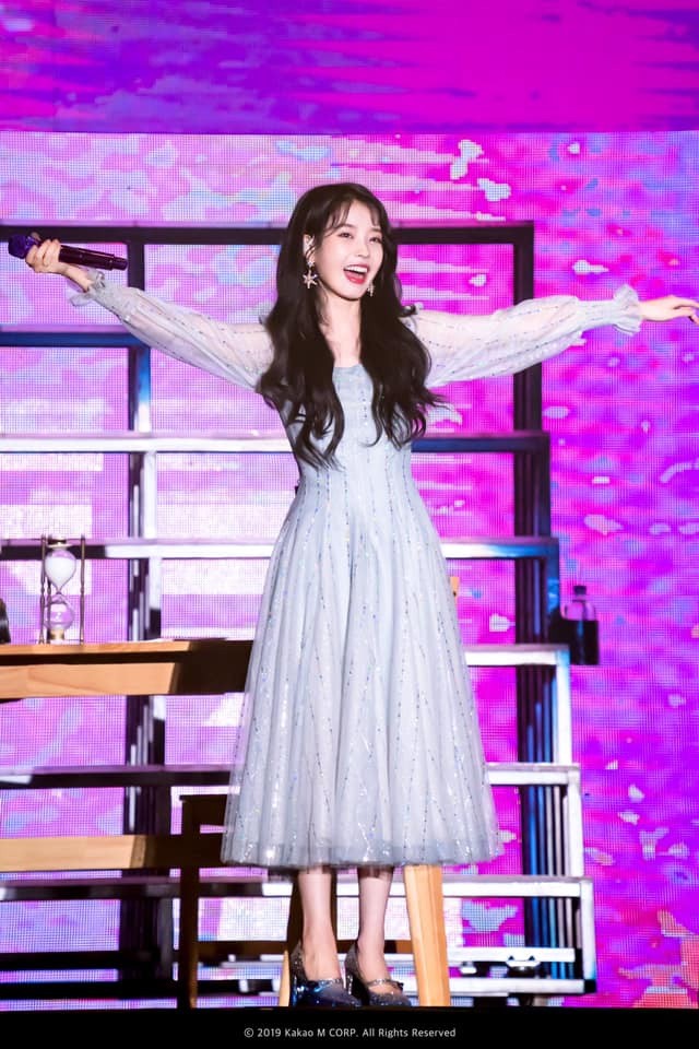 This year's music chart long run No. 1... BTS, AKMU, IU