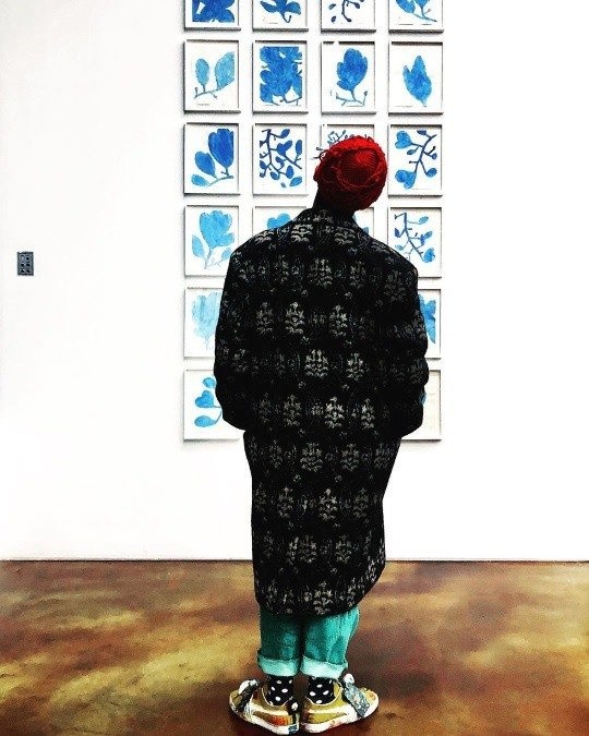 BIGBANG G-Dragon Shows Off A Unique Fashion Sense