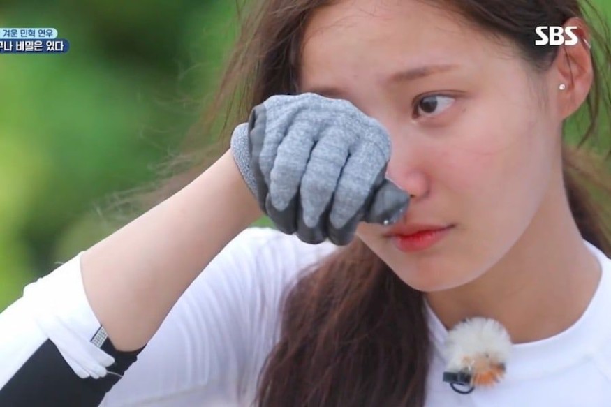 Former MOMOLAND Yeonwoo Cried On Tv While Sharing Her Biggest Insecurity