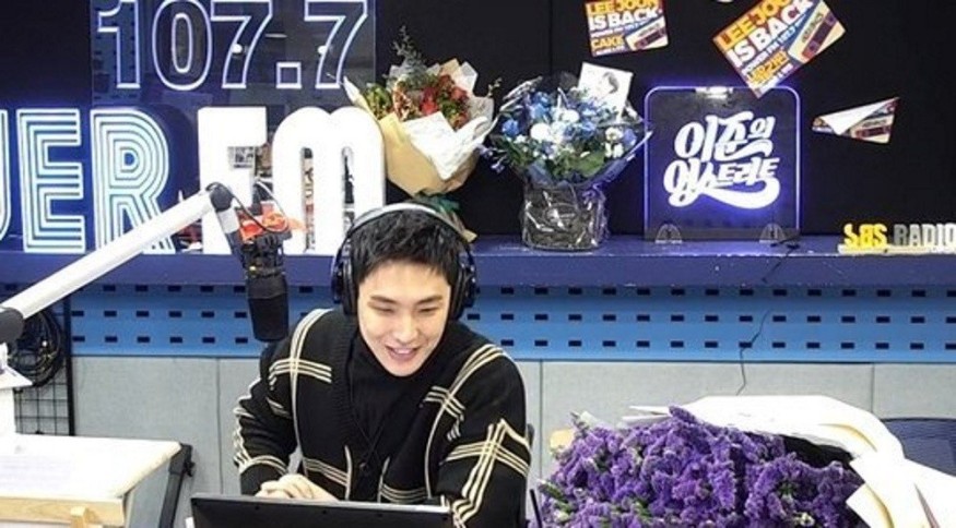 Lee Joon Takes Over His Girlfriend Jung So Min As DJ On Radio Show
