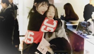 Netizens Recalls The Last Conversation Taeyeon Had With Sulli Before She Died