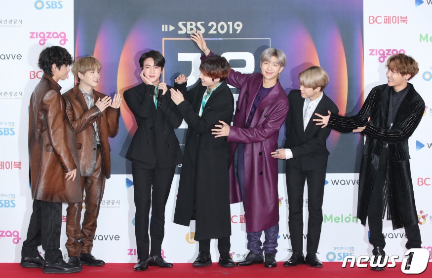BTS, cute hand heart
