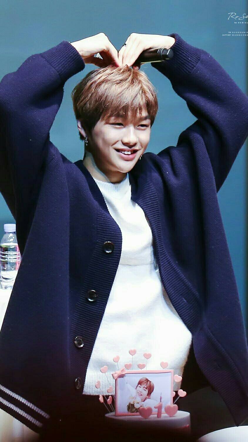 Kang Daniel behind the scenes "Physical of the Ultimate"