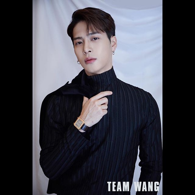 GOT7 Jackson Wins Men's Award of the Year at Weibo