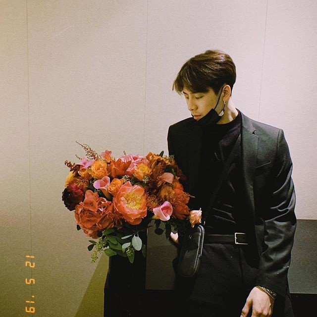 GOT7 Jackson Wins Men's Award of the Year at Weibo