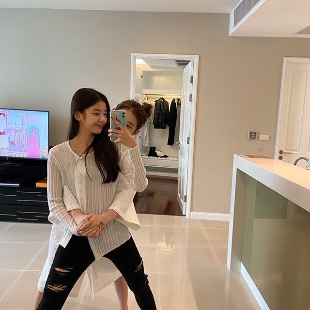 ITZY Appears on US FOX-TV Good Day New York
