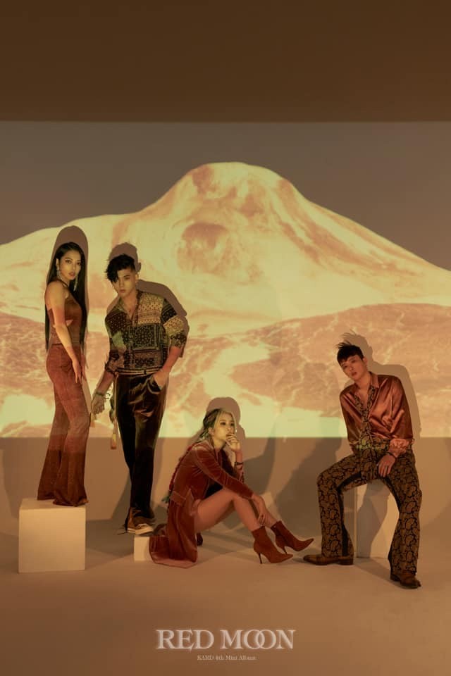 KARD unveils concept photo 'Red Moon'