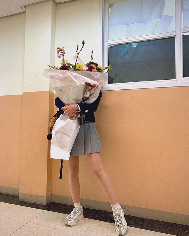 'Graduation' Jeon So-mi "Missing school life"