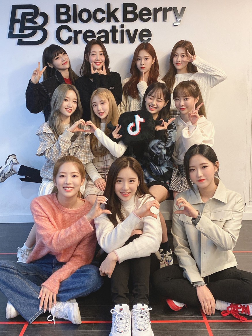 'LOOΠΔ' New Album Ranks # 1 in iTunes Charts in 56 Countries… Girl Group Best