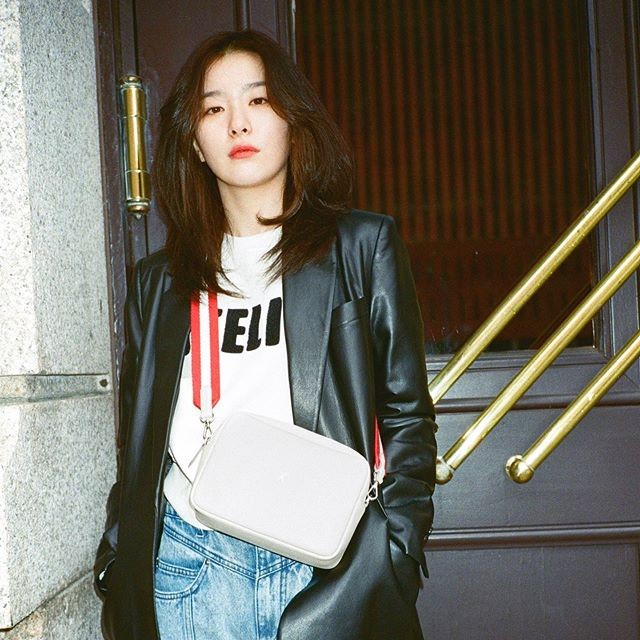 Red Velvet SEULGI, Extraordinary Visual