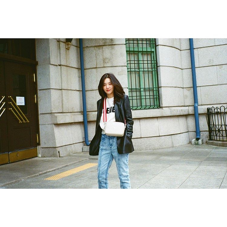 Red Velvet SEULGI, Extraordinary Visual