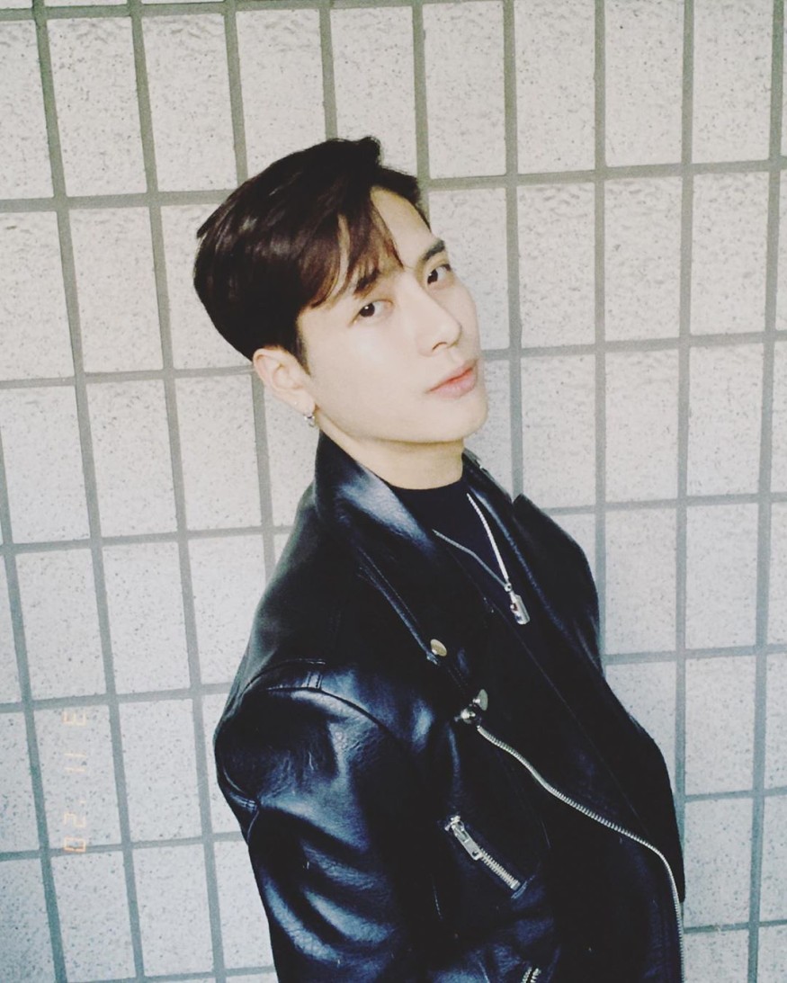 GOT7 Jackson, a sculptural visual overflowing with chic beauty