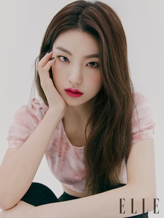 ITZY, 5-person 5-color makeup pictorial, refreshing 'Teen Crush' charm