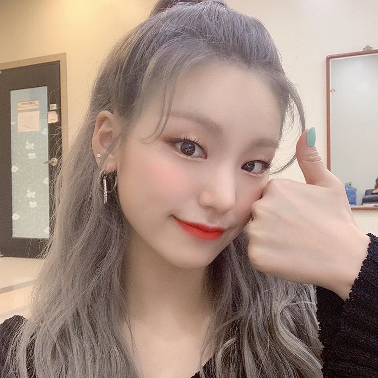 'KBS Cool FM' Jung Eun-ji X ITZY, warm certification shot