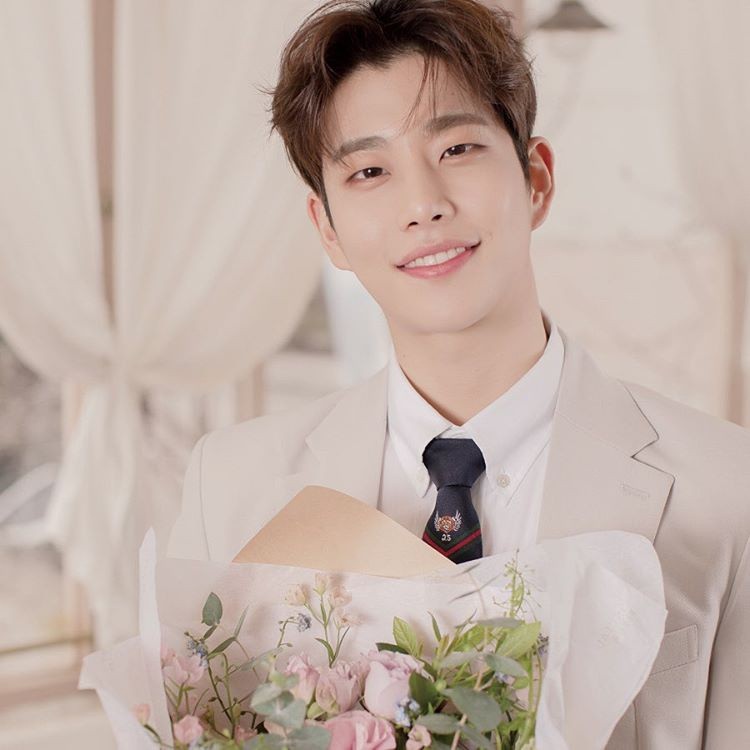 ASTRO Look Dashing, Boast Boyfriend Looks in Beige Suits