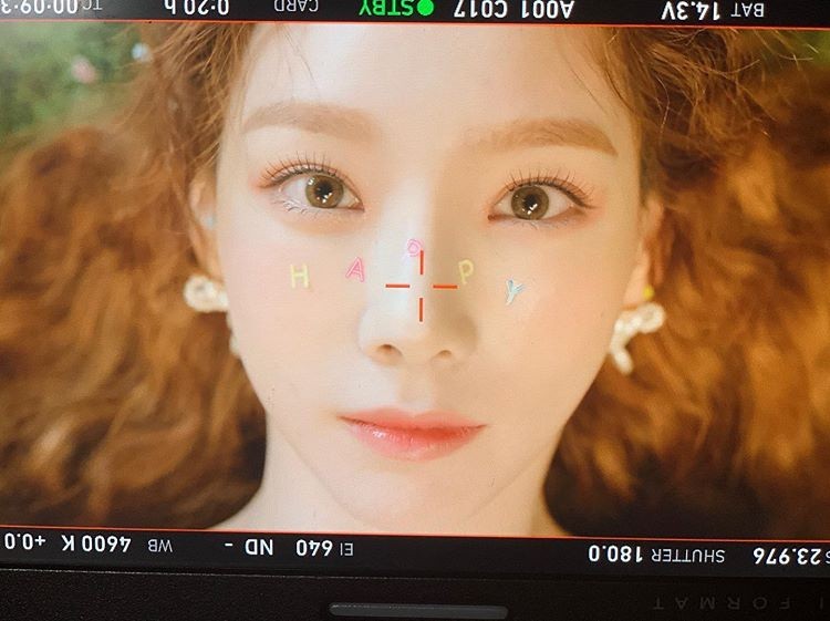 Taeyeon, grandmother hand in hand "I love you, meet in a dream"