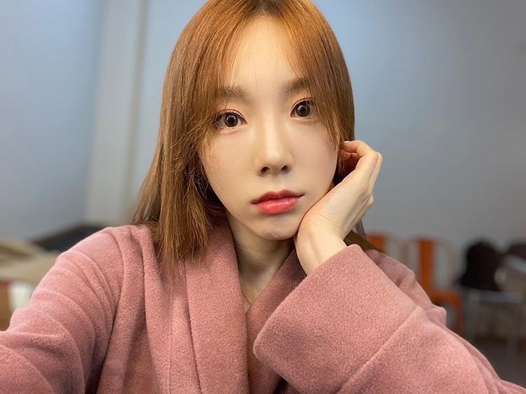 Taeyeon, grandmother hand in hand "I love you, meet in a dream"
