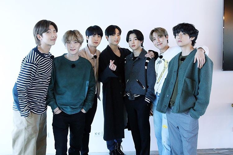 BTS V, solo song ‘Singularity’ Announcement 2nd anniversary ‘Reverse driving’