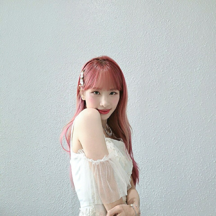 WJSN SeolA, Ariana Grande 'boyfriend' dance cover