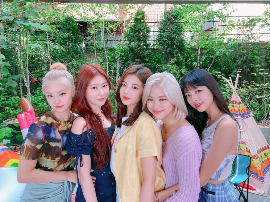 ITZY, gorgeous visuals, 'Not Shy' group teaser released