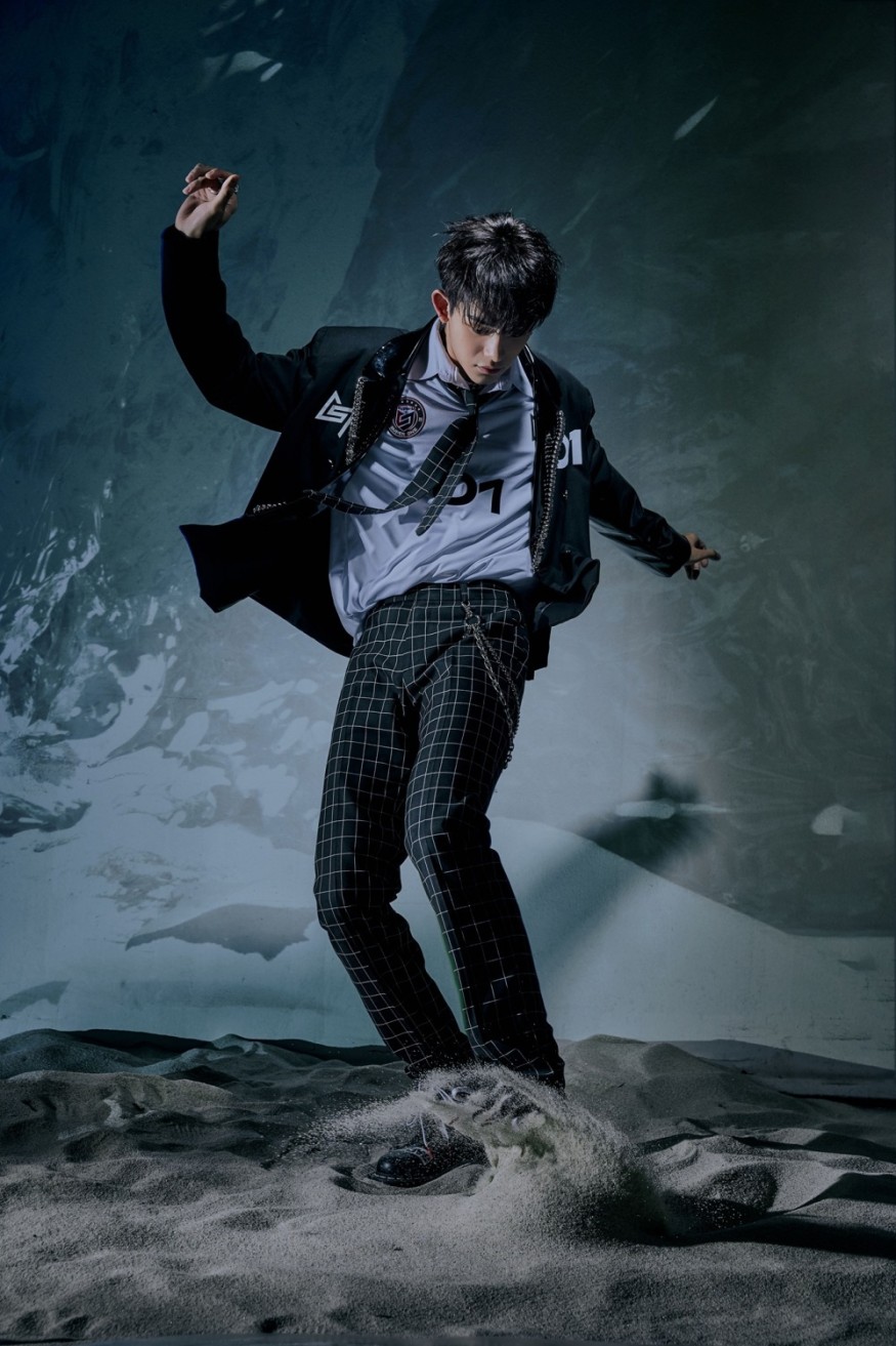 SuperM Mark, Lucas 'Tiger Inside' teaser, Intense oriental visual