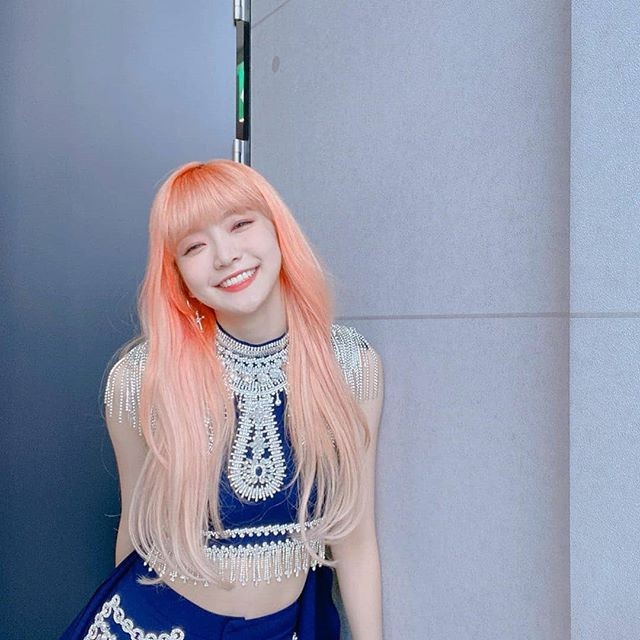 EVERGLOW, concept photo released, Overwhelming charisma 'intense'