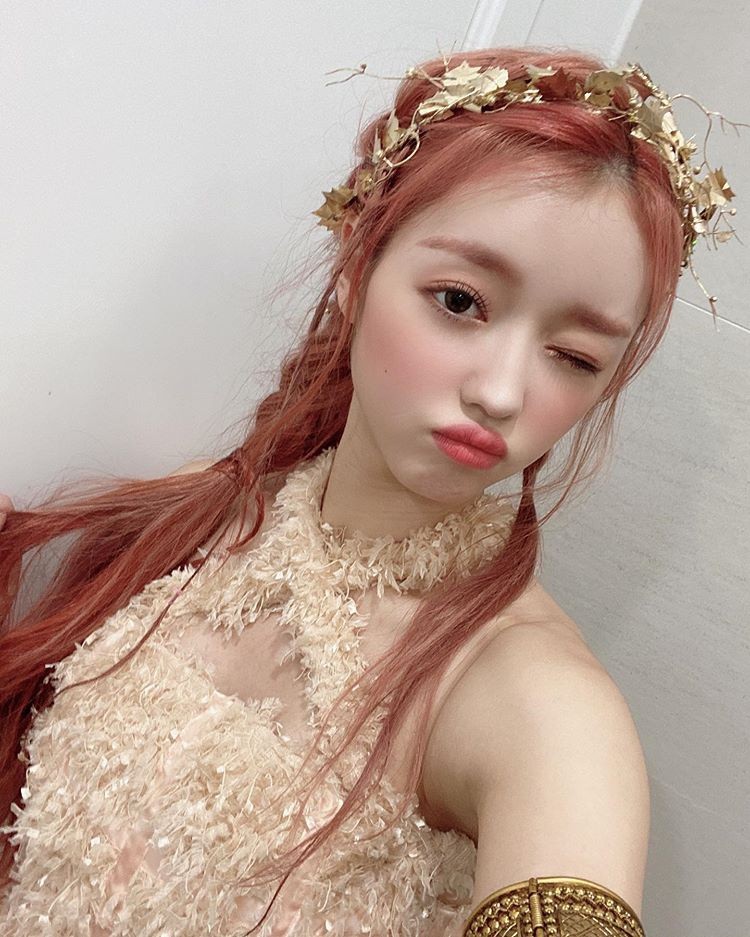 OH MY GIRL YooA, 'Doll Visual'
