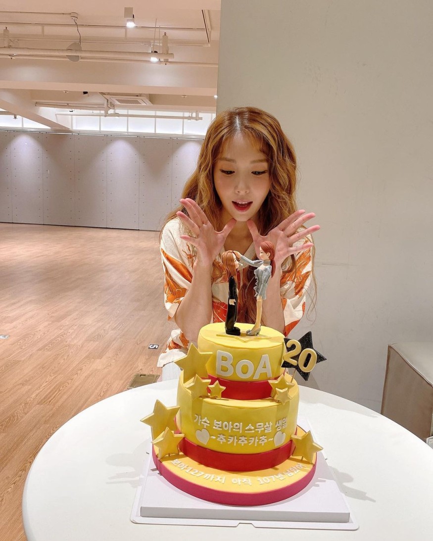 BoA releases 20th anniversary full album 'BETTER'