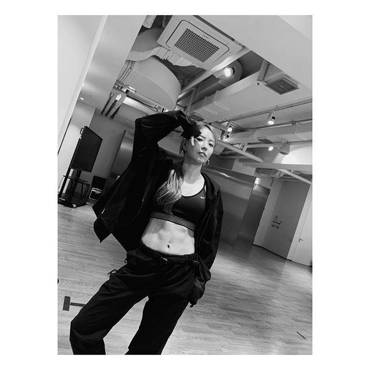BoA releases 20th anniversary full album 'BETTER'