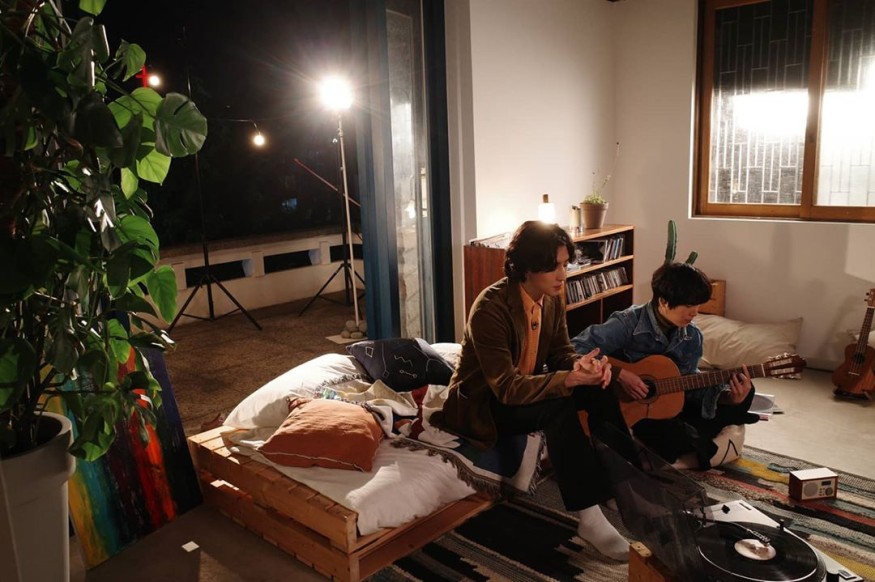 Jannabi, 'A thought on an autumn night' music chart #1