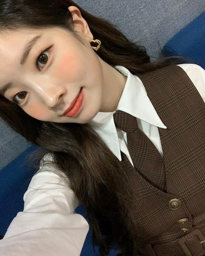 TWICE Dahyun, milky skin