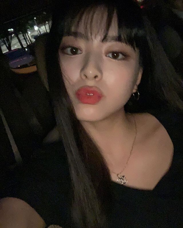 ITZY Yuna, a fairy beauty exploding pretty + cute