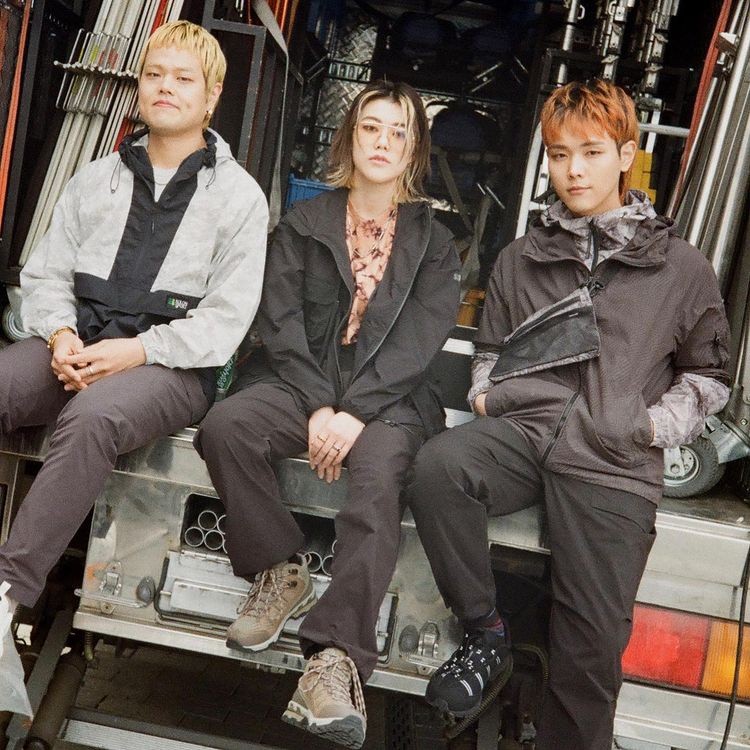 Se So Neon EP 'Nonadaptation', selected as 'The Best Music of 2020' by Pitchfork, USA