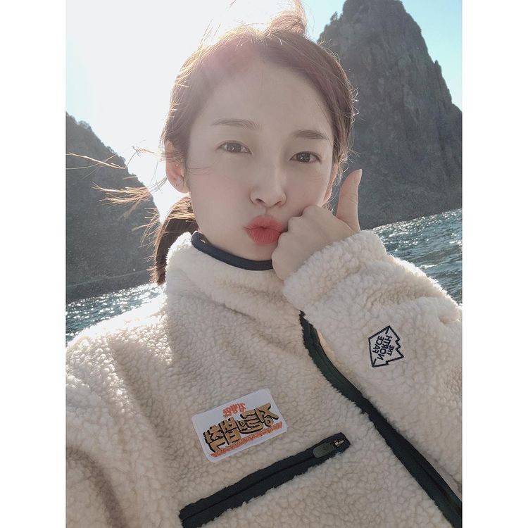 OH MY GIRL Arin, white skin and pretty explosion “SBS 'Law of the Jungle' together♥”