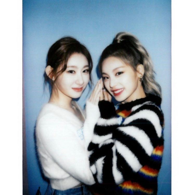 ITZY Ryujin X Chaeryeong, 01s combination, 2000s feel