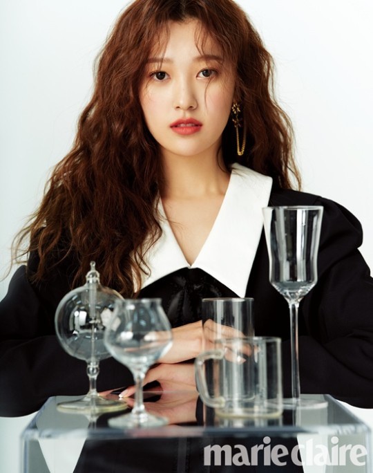 LOONA Choerry X Chuu perfectly digests Hermione style