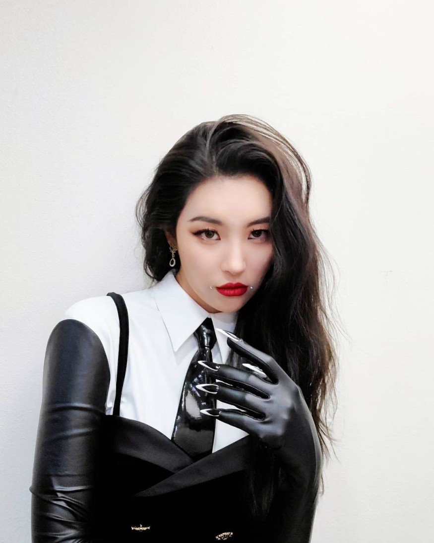 Sunmi, the classic of sexy + freshness... Enchanting atmosphere