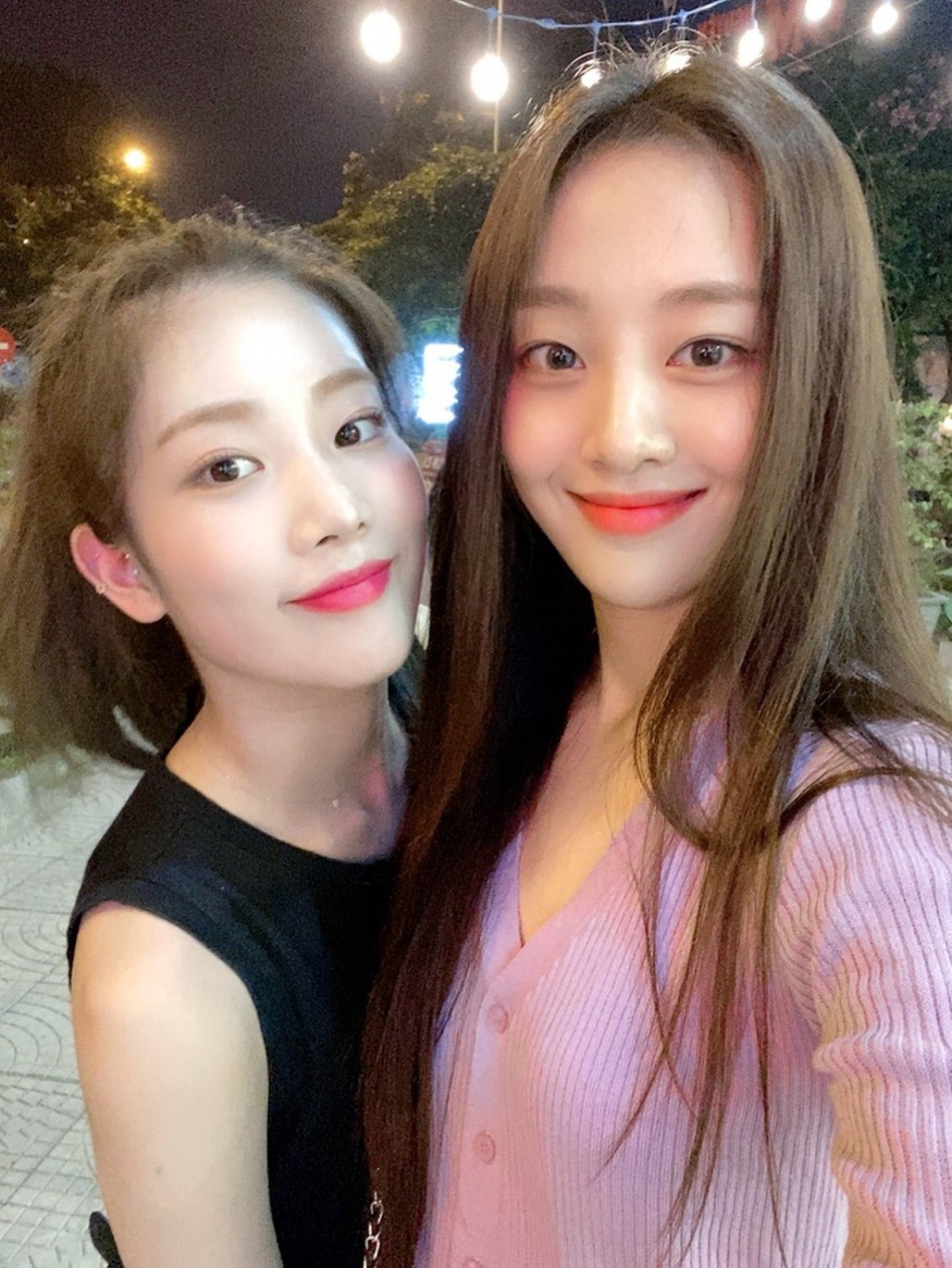 LOONA appeared on the popular American radio 'Zach Sang Show'