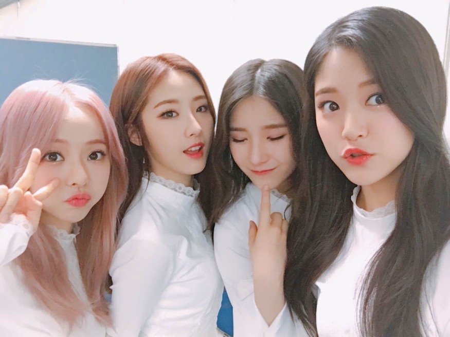 LOONA appeared on the popular American radio 'Zach Sang Show'