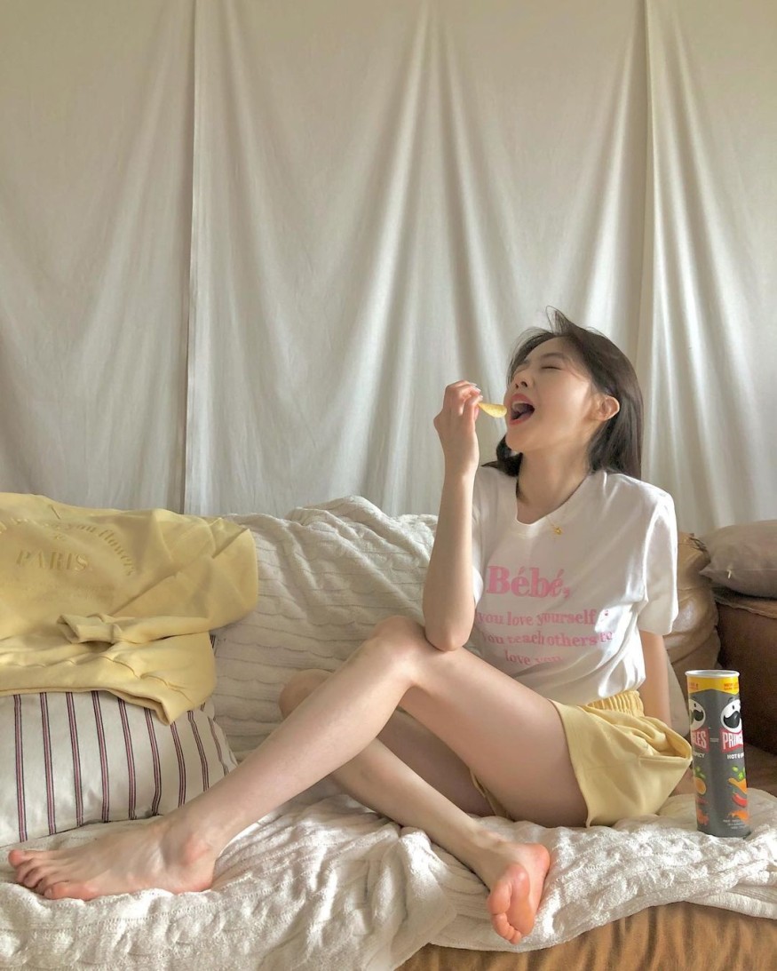 Minah from Girl's Day, fruit juice beauty