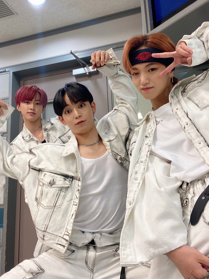 JO1 from Japan's 'PRODUCE 101' tops the Oricon Weekly Chart with the new single 'Challenger'